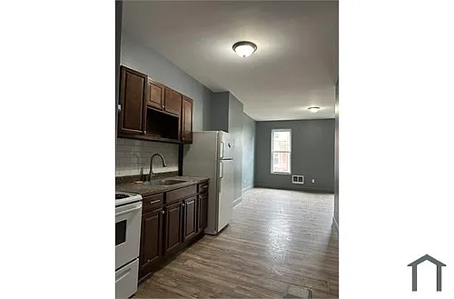 2152 N 19th St Photo 1
