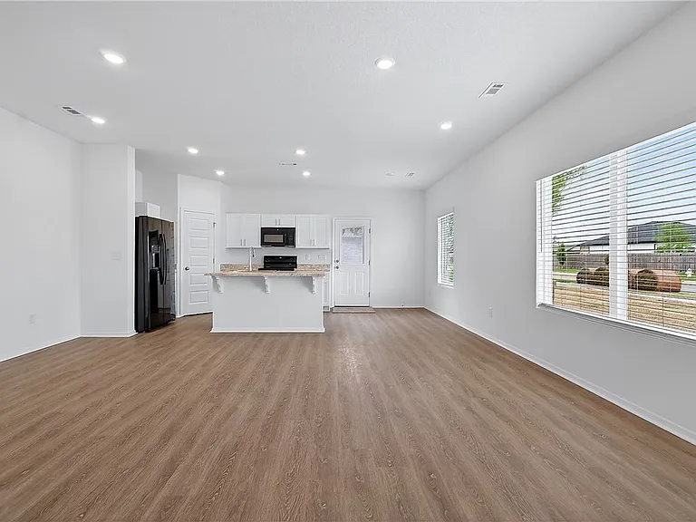 6802 SW Dignity Ave — Photo 6