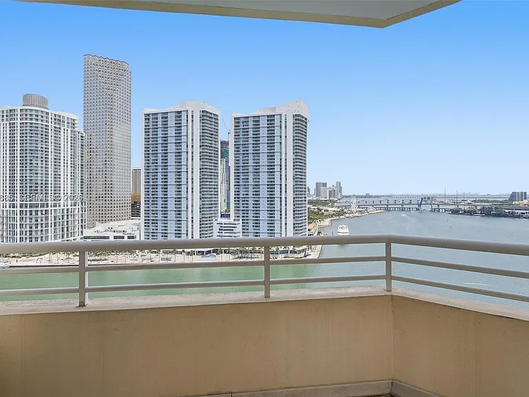 888 Brickell Key Dr #2010 — Photo 10