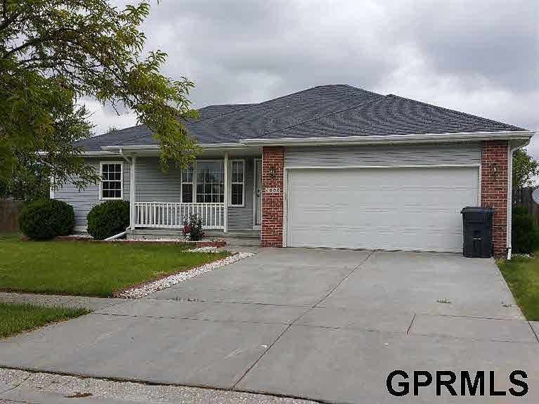 1st image of 1000 W Grassland Pl