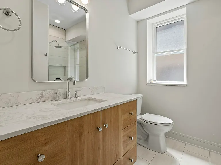 436 S Maple Ave #202 — Photo 6