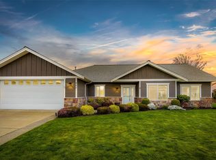 942 Hemlock Loop, Lynden, WA 98264