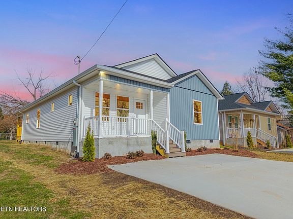 4th image of 2609 Bernhurst Dr NE