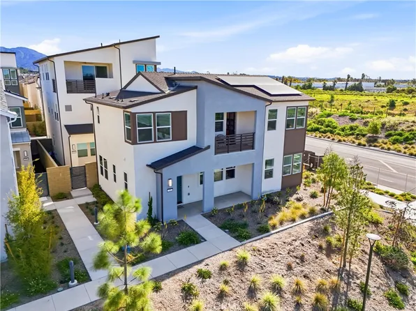458 Loon, Irvine, CA 92618