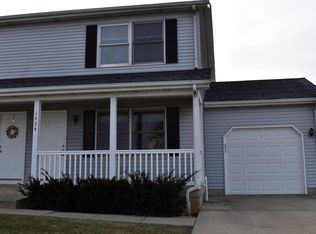 1434 Moluf St, Dekalb, IL 60115