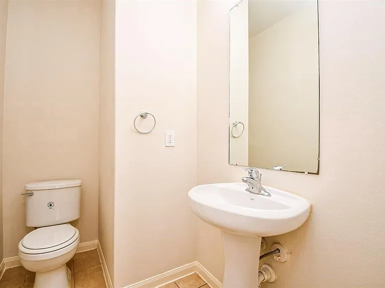 10909 Panther Ct SW — Photo 12