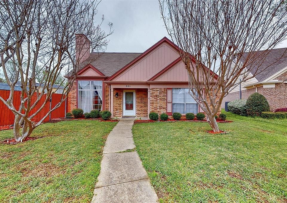 1st image of 301 Antietam Way