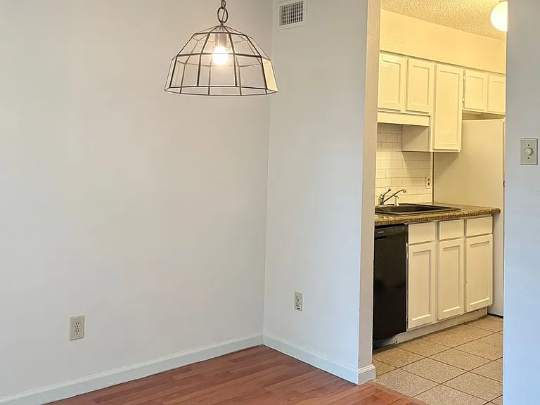 8109 Skillman St #2015 — Photo 4