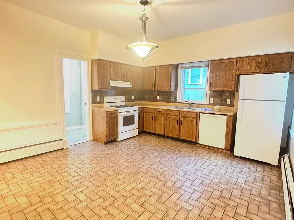 177 Transit St #1