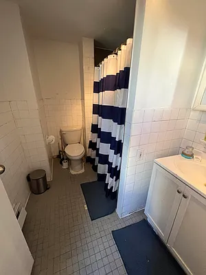 Rented by Delmark Realty LLC | media 24