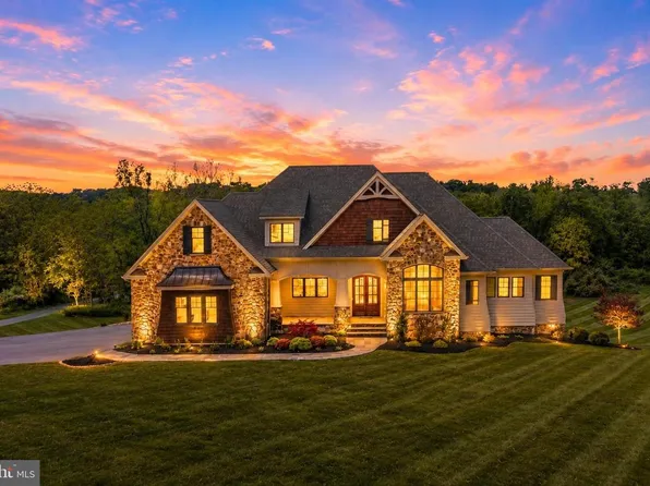 271 Cornelius Grv, Martinsburg, WV 25404