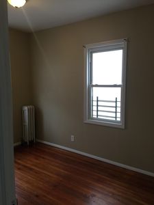 9018 Silver Rd, Jamaica, NY, 11417