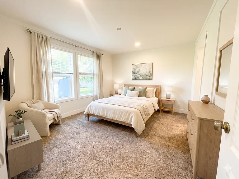 73 Ashley Cir #30 — Photo 9