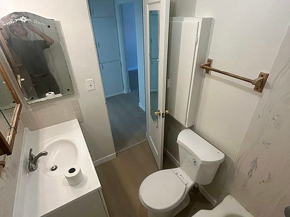 3rd image of 400 W 13th St #1