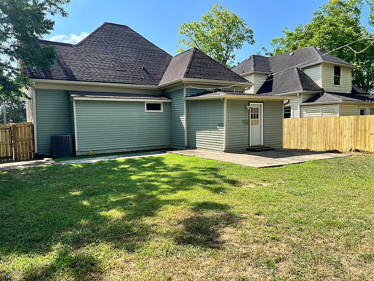 1001 S Highland Park Ave — Photo 57