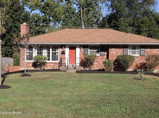 1933 Buttonwood Rd, Graymoor Devondale, KY 40222