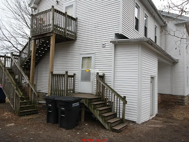 102 W Irving Ave #LOWER — Photo 21