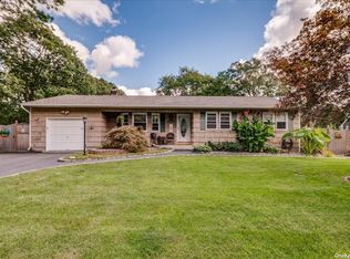 133 Norwalk Ave, Medford, NY 11763