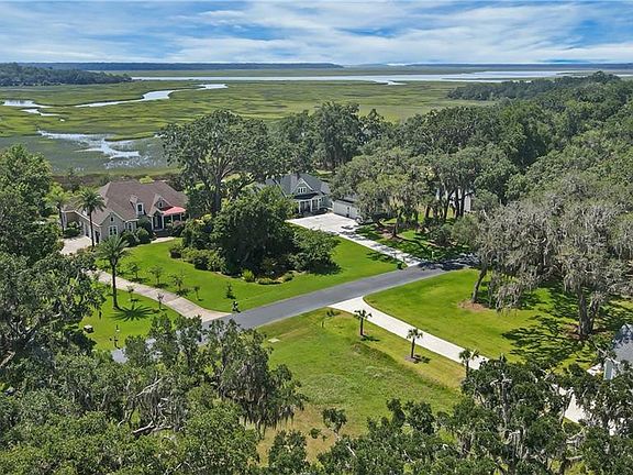 3rd image of 51 Coopers Point Dr
