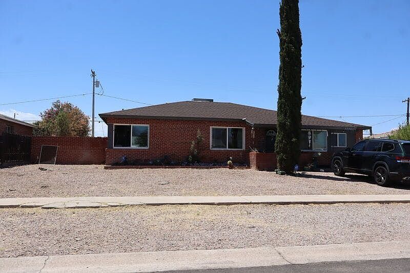 1st image of 6558 E 12th St