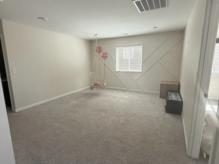 18444 139th St E — Photo 10