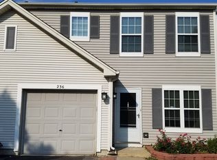 236 Williamsburg Ct, Romeoville, IL 60446