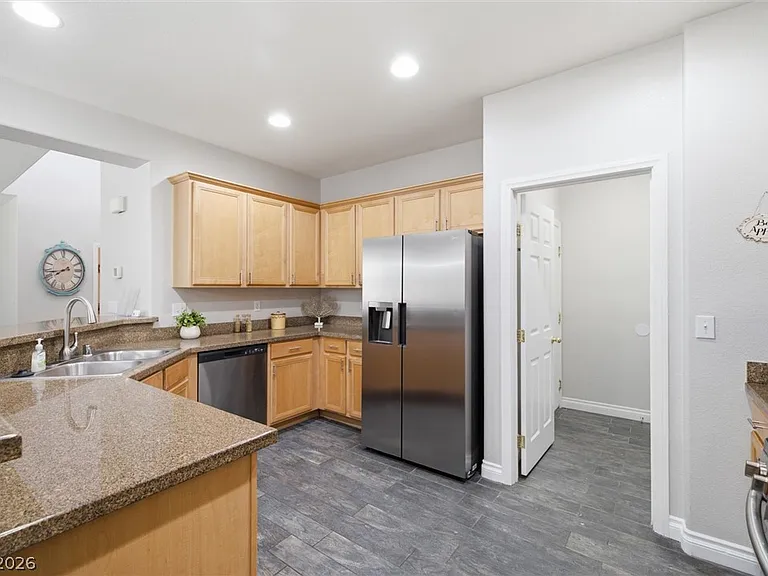 321 Arrowbird Ave — Photo 21