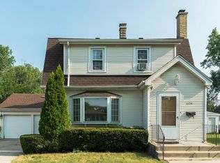 1634 Estes Ave, Des Plaines, IL 60018