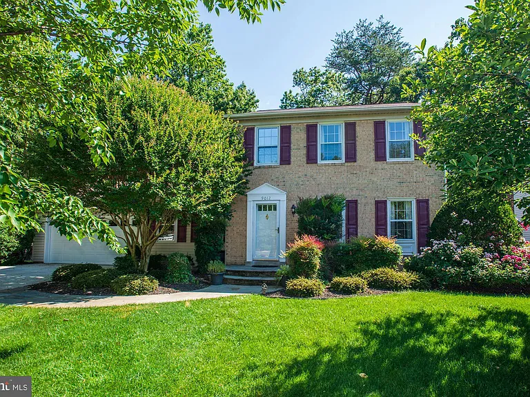 9012 Penn Manor Ct — Photo 35
