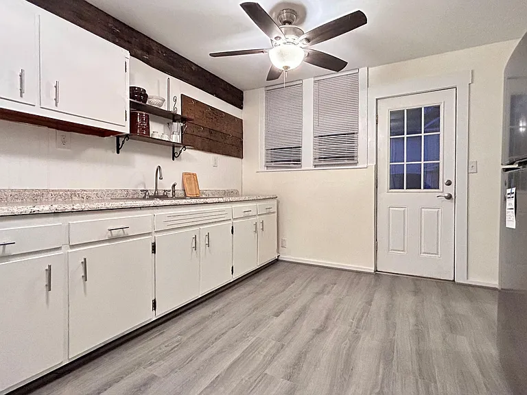 108 Karns Ave — Photo 5