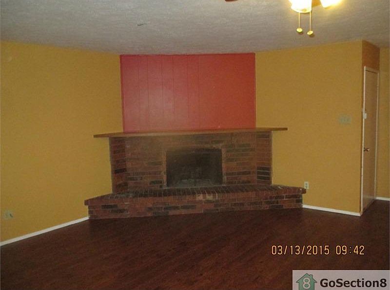 2nd image of 151 W Way Dr