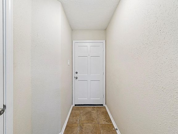 3rd image of 6906 Harpers Dr