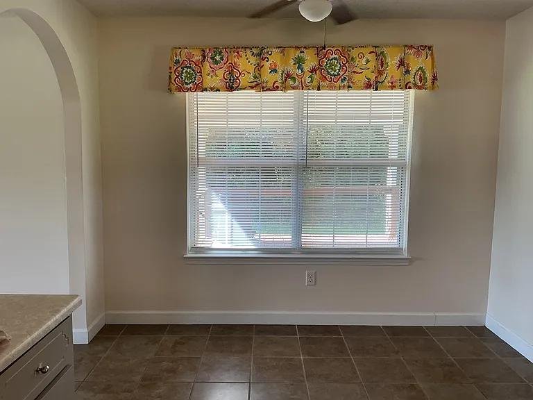 97 Hendrix St NE — Photo 11