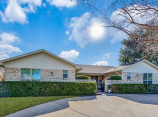 7516 Meadow Rd, Dallas, TX 75230