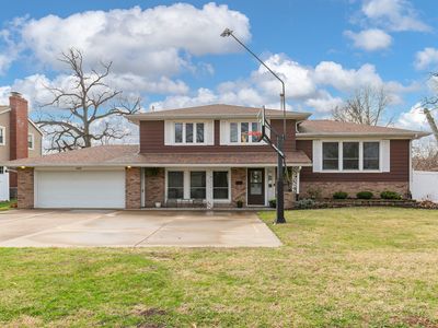 2316 29 1/2 St, Rock Island, IL, 61201