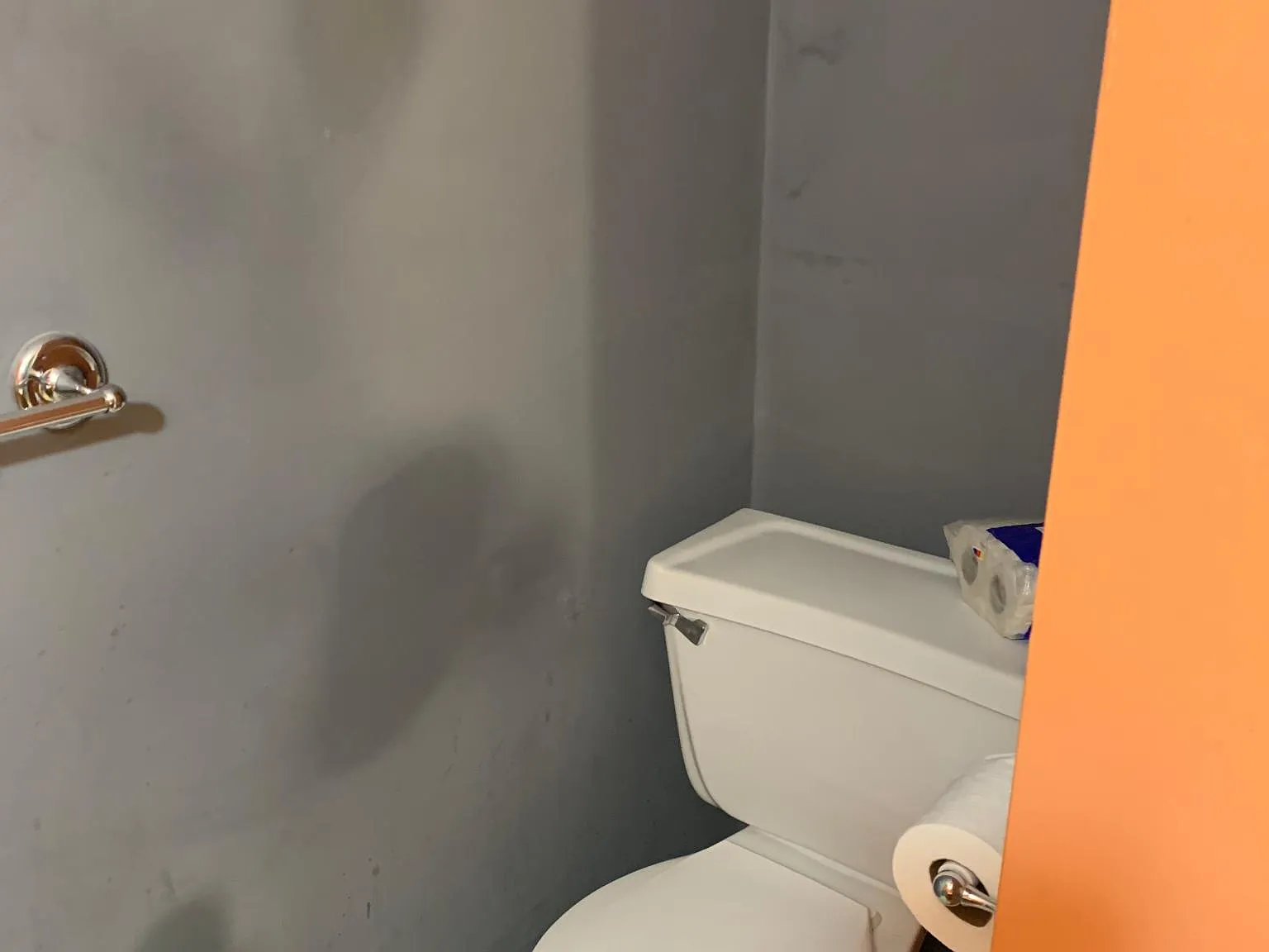 2 bed, 1100 sqft, $1,100 — Photo 4