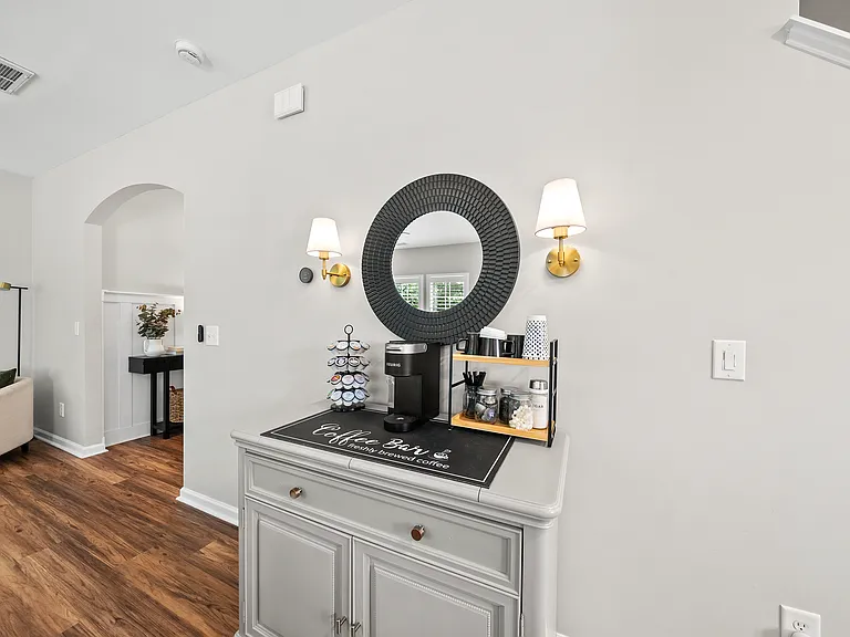 919 Award St — Photo 28