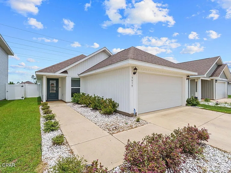 6619 Atkins Rd — Photo 1
