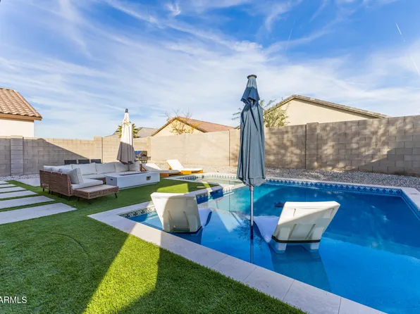 8133 S 64th Ln, Laveen, AZ 85339