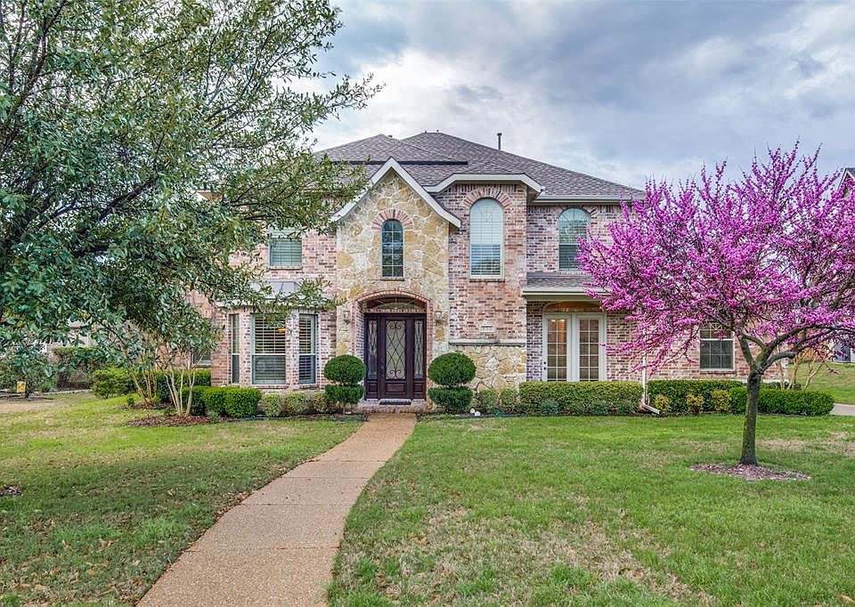 1st image of 733 Creek Valley Ct