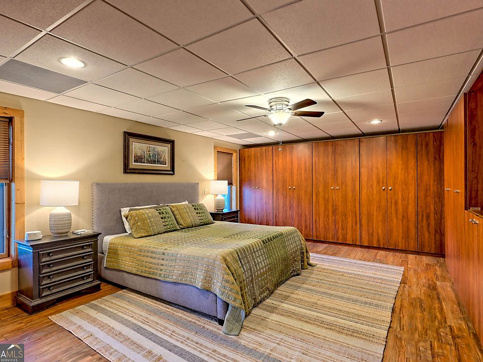 43rd image of this home