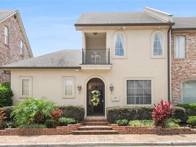 2120 Hyde Park Ave, Harvey, LA, 70058