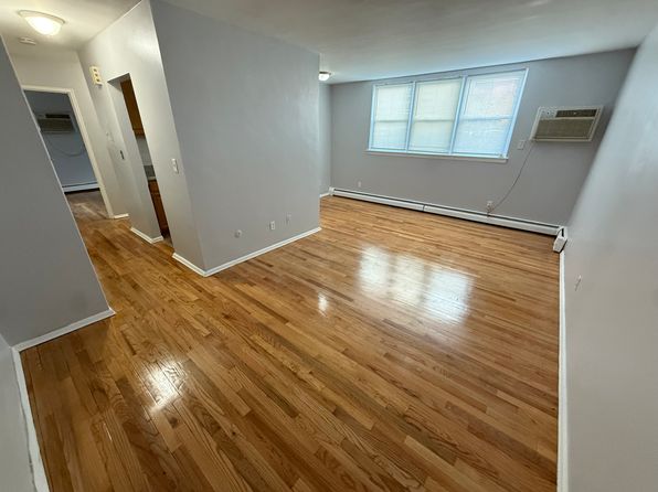 (undisclosed Address)