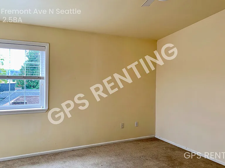 4139 Fremont Ave N — Photo 11