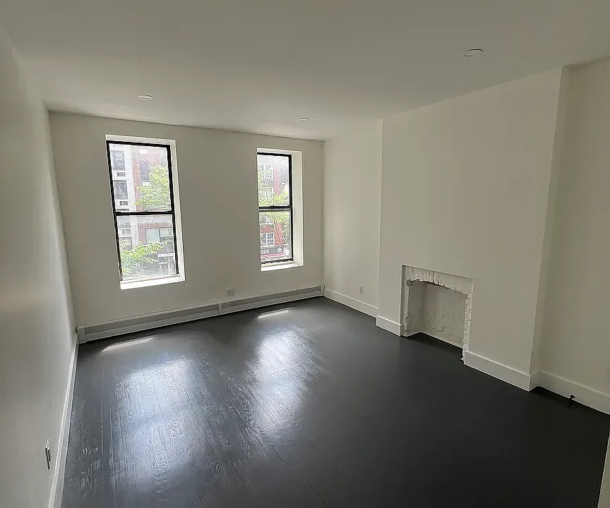 1623 2nd Ave #3S