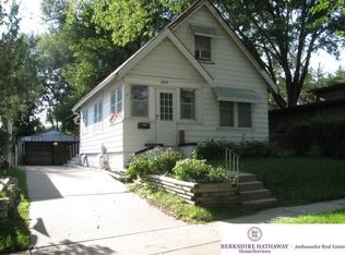 6254 S 38th St, Omaha, NE 68107