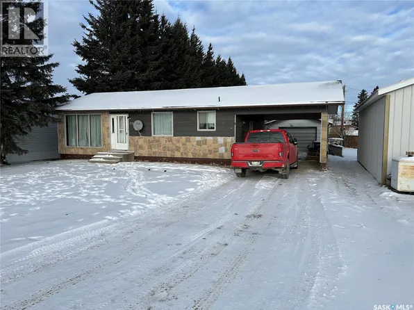 330 Pine St, Porcupine Plain, SK S0E 1H0