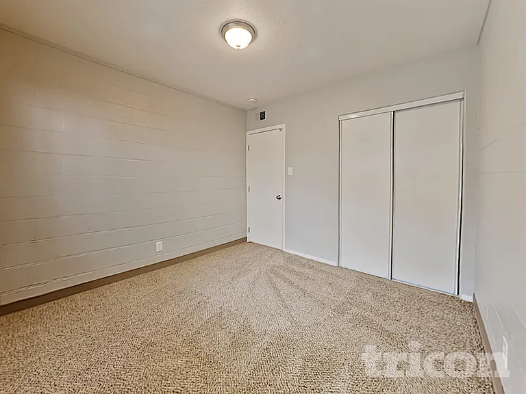 5307 Esmeralda St — Photo 13