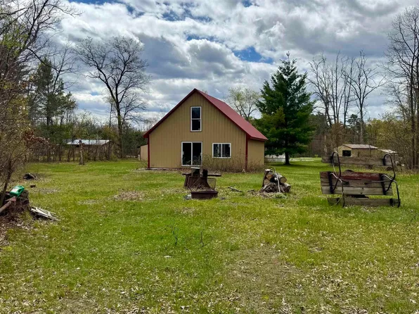 1496 Seventeen Mile Rd, Marion, MI 49665