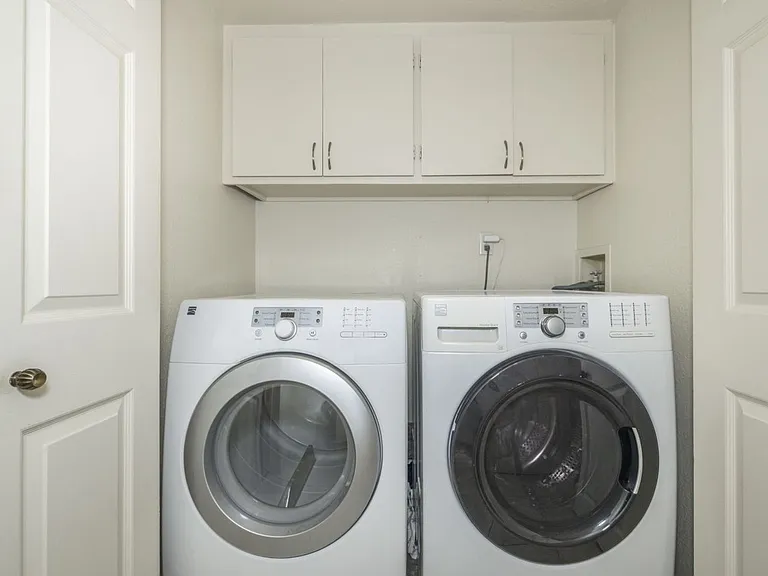 185 Forest Ave #4A — Photo 16